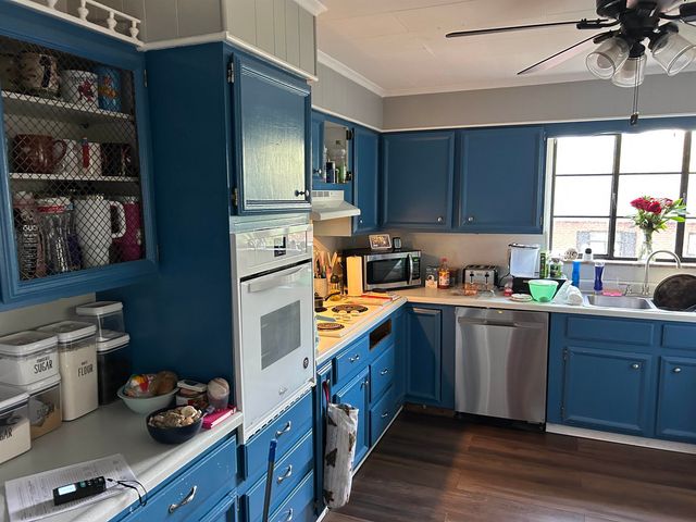 73 River Ave., Huntington, WV 25705