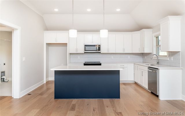 3012 Bridlewood Lane, New Albany, IN 47150