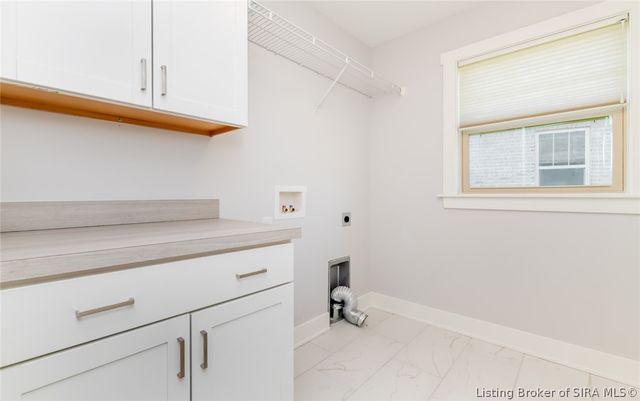 3012 Bridlewood Lane, New Albany, IN 47150