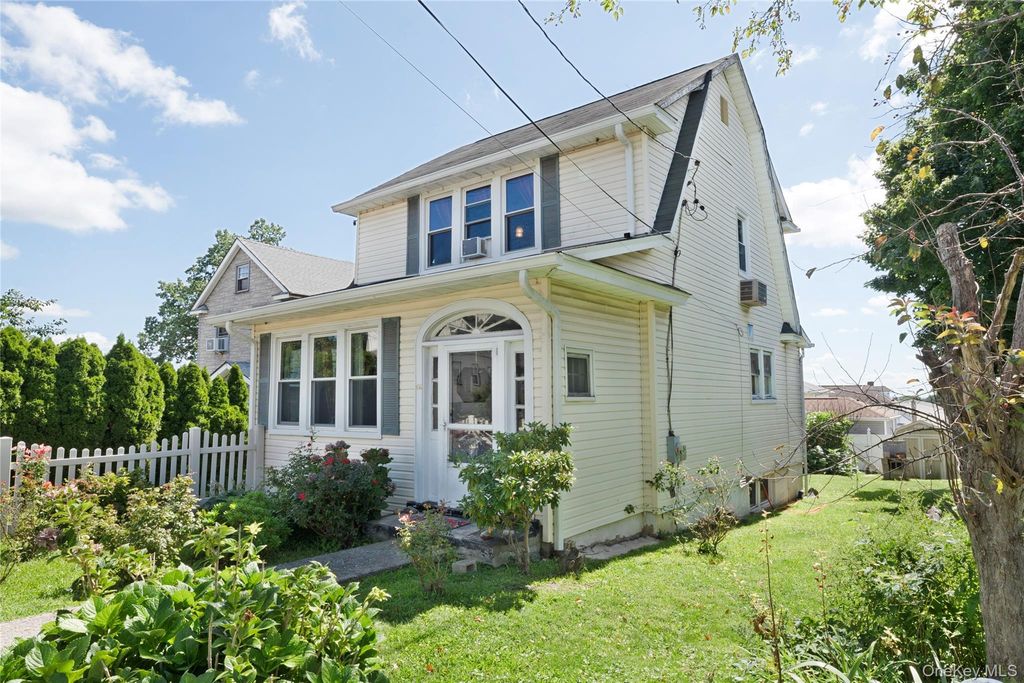 66 Page Avenue, Yonkers, NY 10704 — photo 2