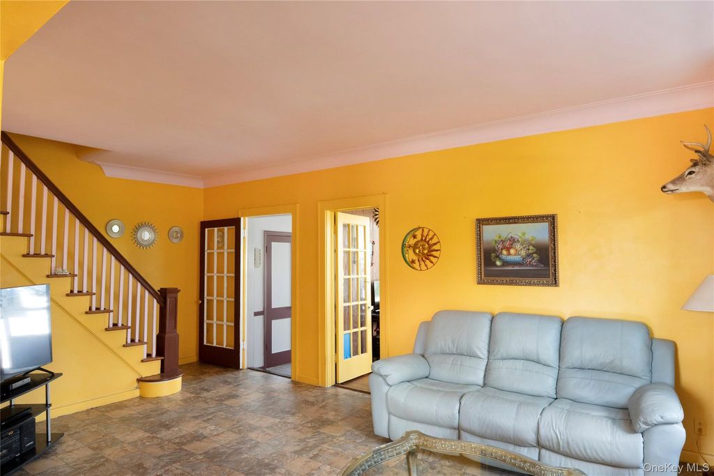 66 Page Avenue, Yonkers, NY 10704 — photo 4