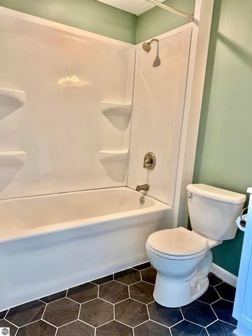 7160 W Cherry Avenue, Kewadin, MI 49648