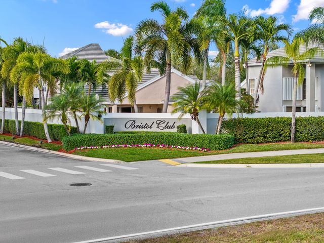 28 Governors Court, Palm Beach Gardens, FL 33418