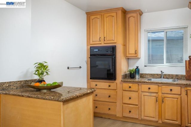 4422 Hardwood St, Fremont, CA 94538