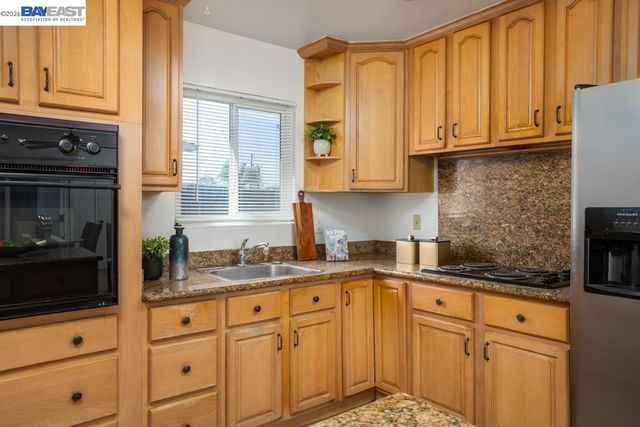 4422 Hardwood St, Fremont, CA 94538