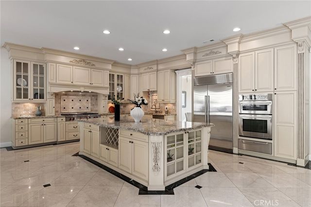 2868 Oak Knoll Dr, Diamond Bar, CA 91765