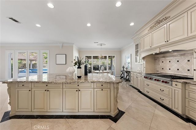 2868 Oak Knoll Dr, Diamond Bar, CA 91765