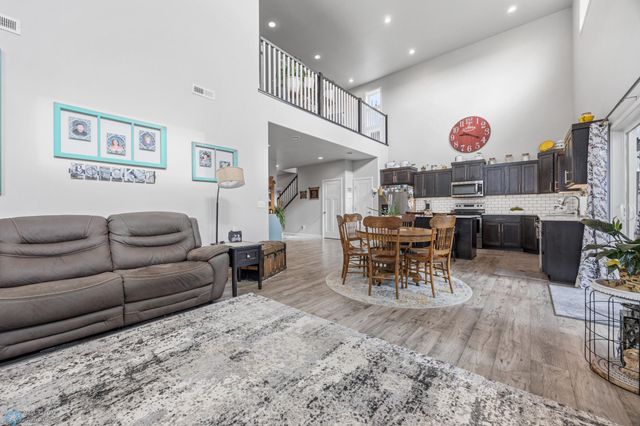 403 16th Street NE, Dilworth, MN 56529