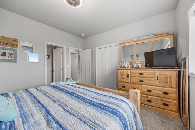 403 16th Street NE, Dilworth, MN 56529