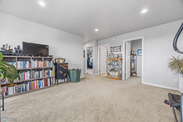 403 16th Street NE, Dilworth, MN 56529