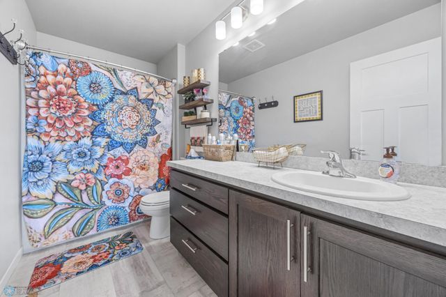 403 16th Street NE, Dilworth, MN 56529