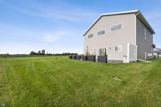 403 16th Street NE, Dilworth, MN 56529