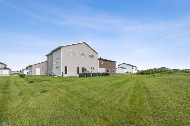 403 16th Street NE, Dilworth, MN 56529