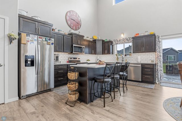 403 16th Street NE, Dilworth, MN 56529