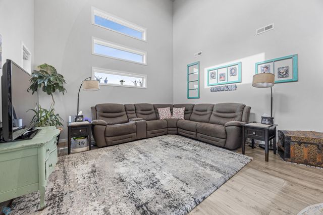 403 16th Street NE, Dilworth, MN 56529