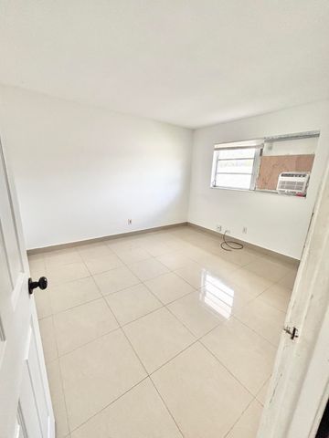 1111 N Federal Highway 6, Lake Worth Beach, FL 33460