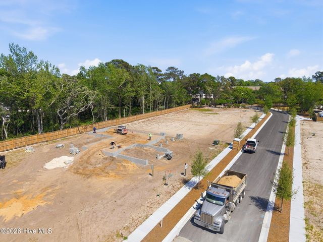 106 Hooks Road, Carolina Beach, NC 28428