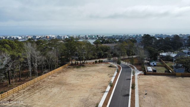 106 Hooks Road, Carolina Beach, NC 28428