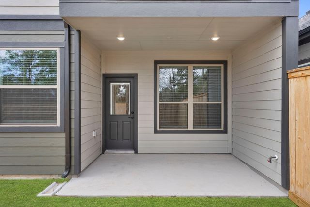 26277 E Outrider Banks Circle, Montgomery, TX 77316