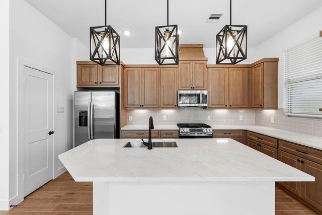 26277 E Outrider Banks Circle, Montgomery, TX 77316