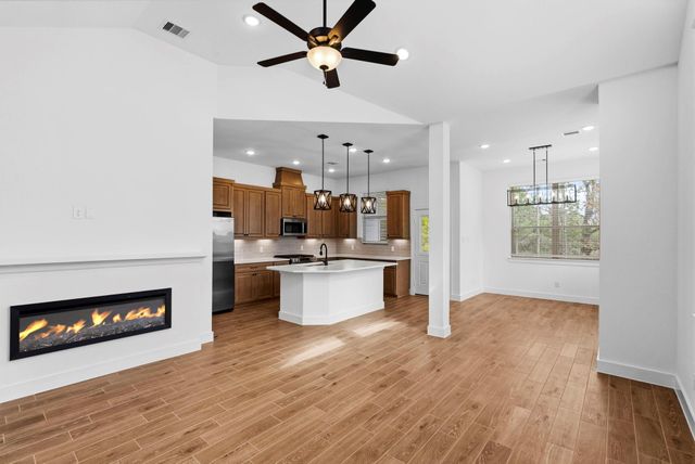 26277 E Outrider Banks Circle, Montgomery, TX 77316