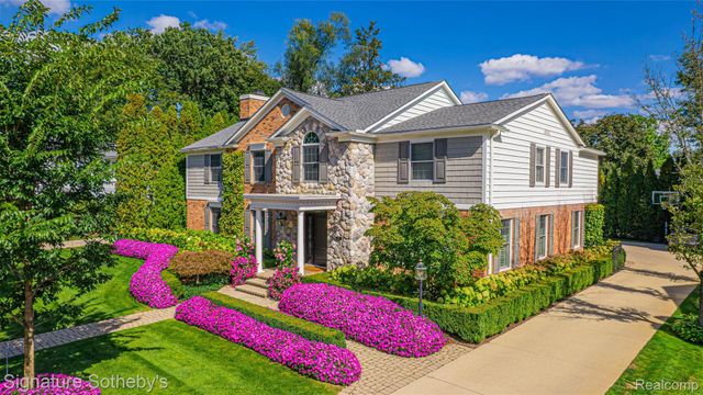182 Chewton Road, Bloomfield Hills, MI 48301