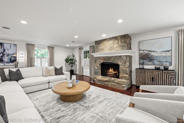 182 Chewton Road, Bloomfield Hills, MI 48301