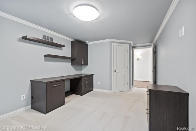 182 Chewton Road, Bloomfield Hills, MI 48301