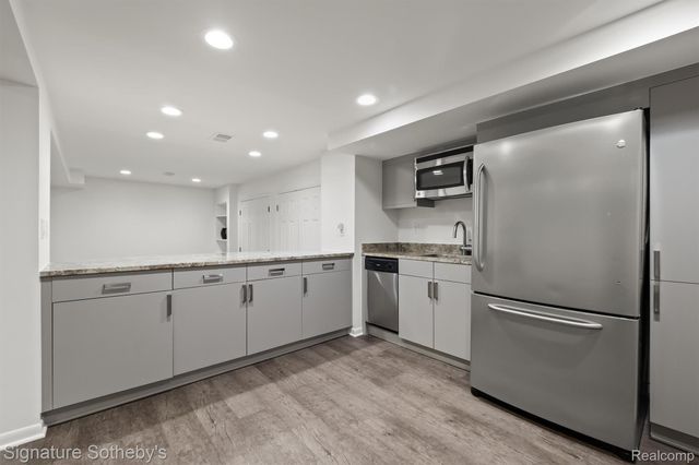182 Chewton Road, Bloomfield Hills, MI 48301