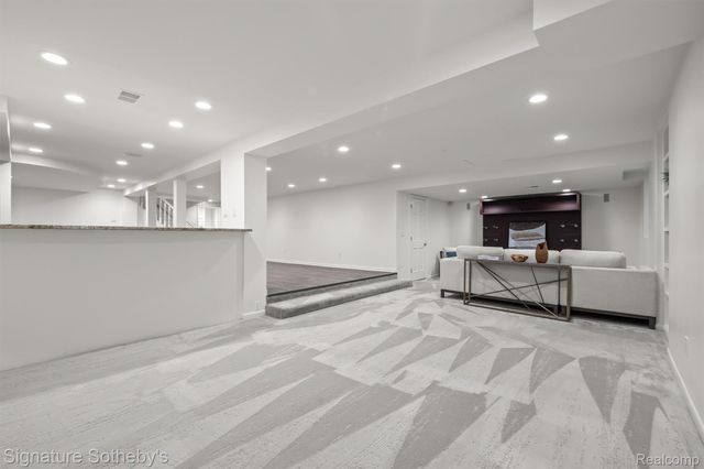 182 Chewton Road, Bloomfield Hills, MI 48301