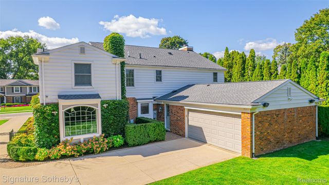 182 Chewton Road, Bloomfield Hills, MI 48301