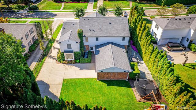 182 Chewton Road, Bloomfield Hills, MI 48301