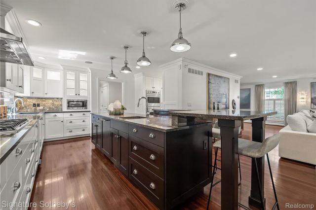 182 Chewton Road, Bloomfield Hills, MI 48301