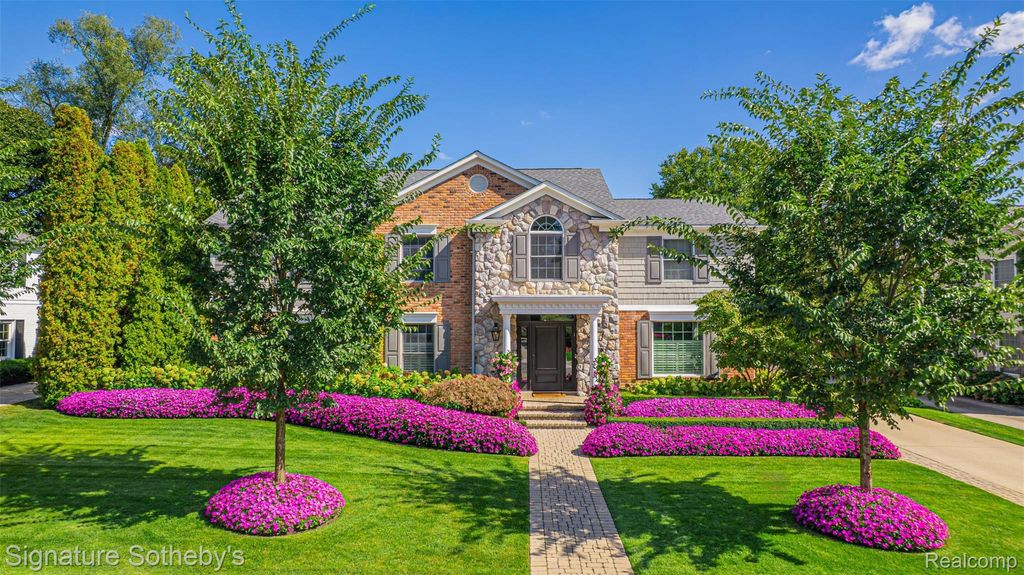182 Chewton Road, Bloomfield Hills, MI 48301