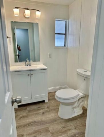 720 E Worth Space 105, Porterville, CA 93257