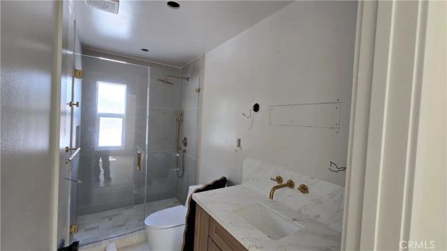 2680 Ivan Hill, Los Angeles, CA 90039