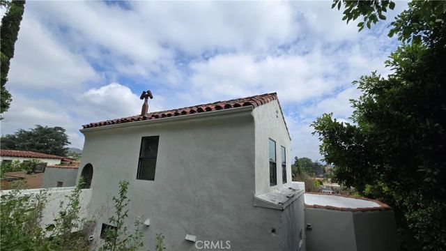2680 Ivan Hill, Los Angeles, CA 90039