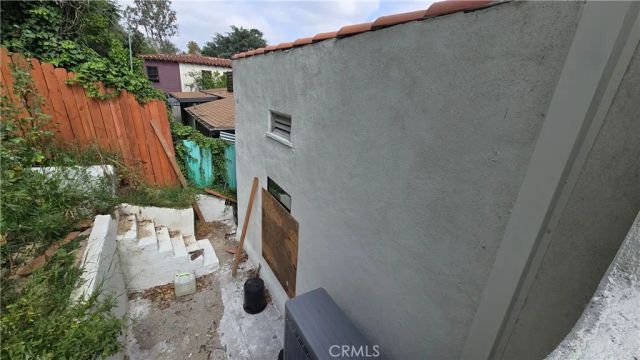 2680 Ivan Hill, Los Angeles, CA 90039