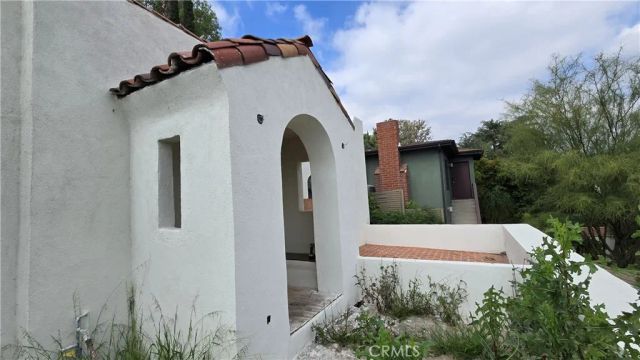2680 Ivan Hill, Los Angeles, CA 90039