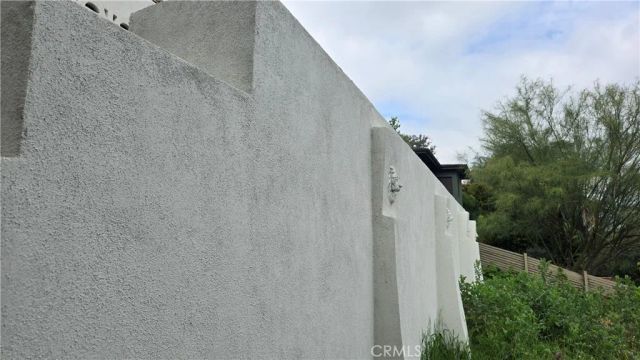 2680 Ivan Hill, Los Angeles, CA 90039