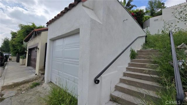 2680 Ivan Hill, Los Angeles, CA 90039