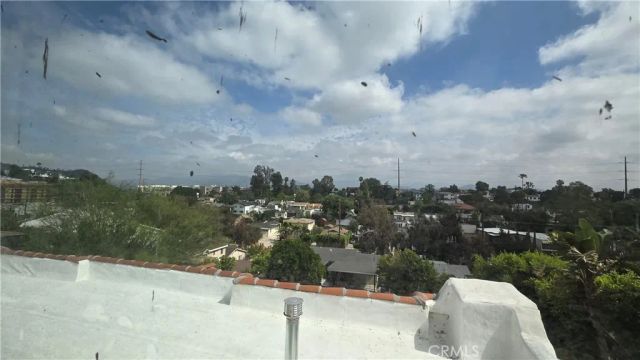 2680 Ivan Hill, Los Angeles, CA 90039