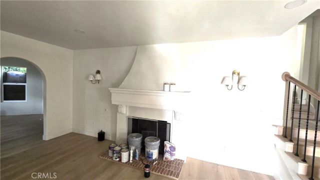 2680 Ivan Hill, Los Angeles, CA 90039