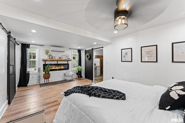 1714 Knox Road 1950 E, Victoria, IL 61485