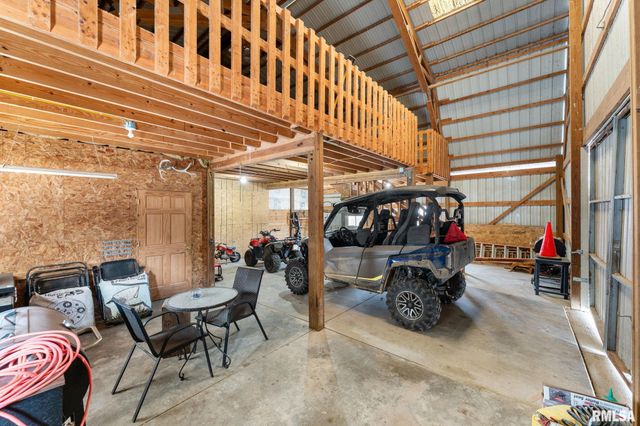 1714 Knox Road 1950 E, Victoria, IL 61485