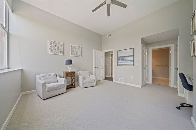100 Parks St 18, Duxbury, MA 02332