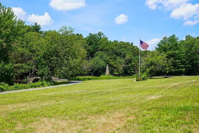 100 Parks St 18, Duxbury, MA 02332