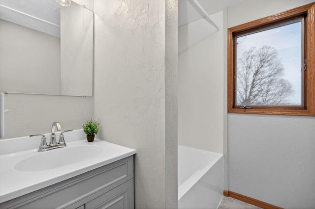 N5358 HERMAN ROAD, Shiocton, WI 54170