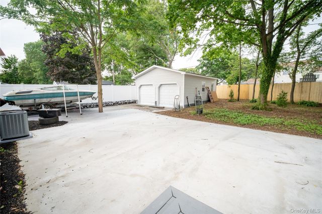 11 Berry Lane, Centereach, NY 11720