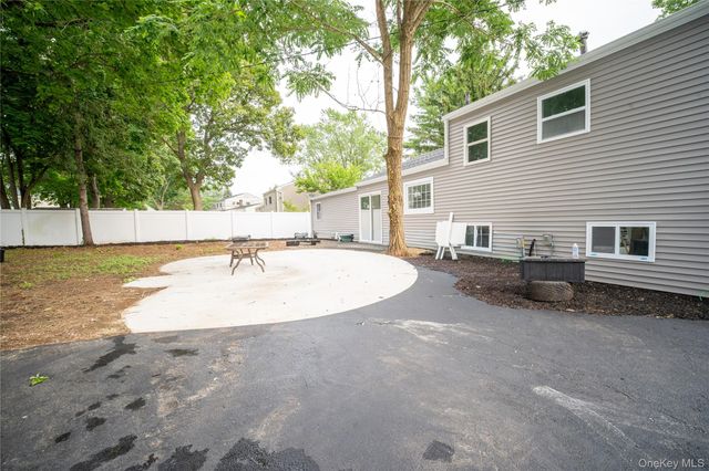 11 Berry Lane, Centereach, NY 11720